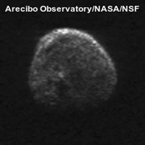 Le géocroiseur 2015 TB 145 observé par le radiotélescope de Arecibo. Crédit : NAIC-Arecibo/NSF  