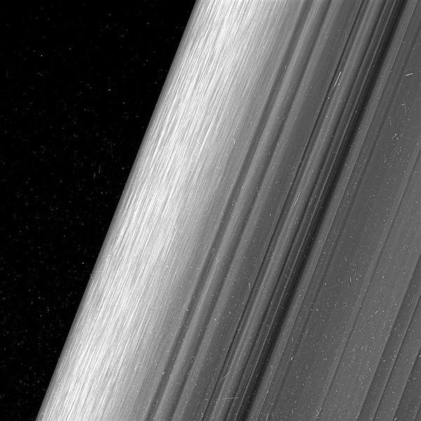 Mission Cassini, phase "Ring-Grazing Orbits" (30.11.2016 - 15.9.2017) PIA21057med-5890