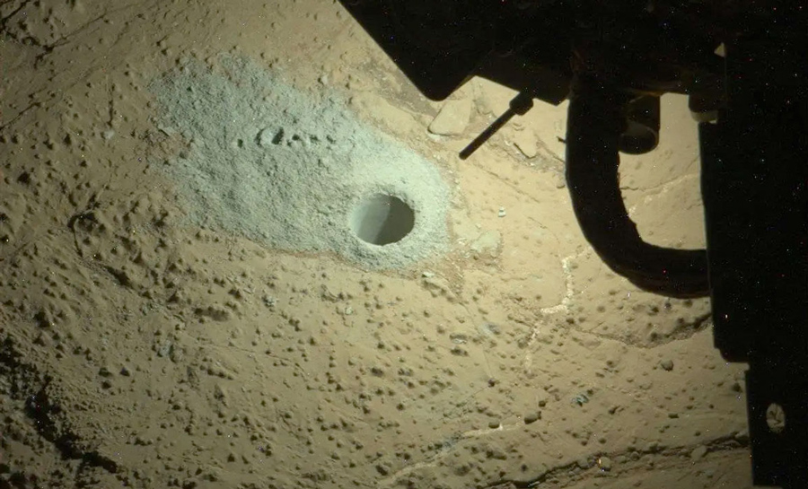 Le rover Curiosity mesure d’intrigantes signatures de carbone sur Mars