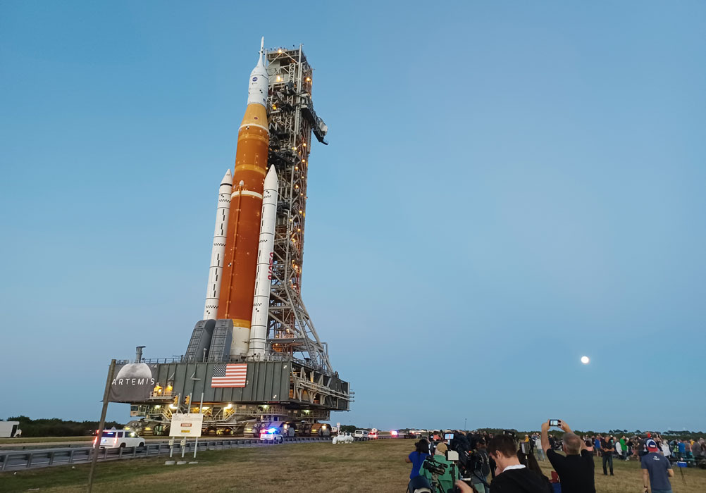 Reportage à cap Canaveral : Une fusée poussée par la fièvre lunaire