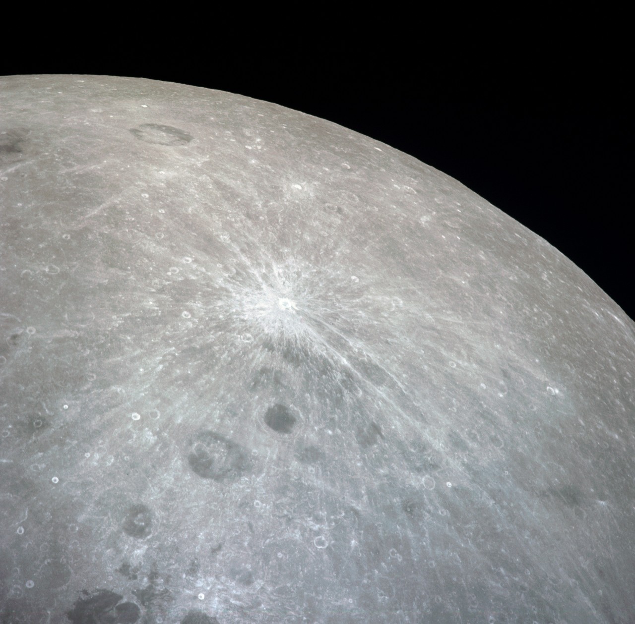 Kamo’oalewa, l’astéroïde cible de la sonde Tianwen 2, est bien un morceau de Lune