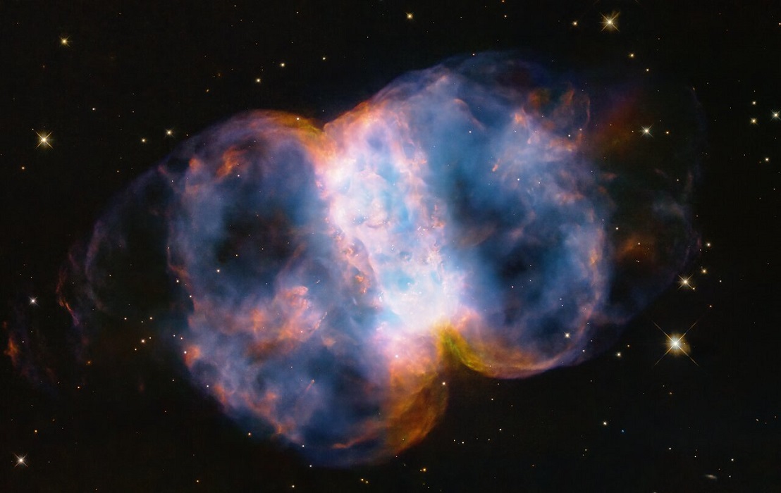 Un petit haltère sous l’œil du télescope Hubble