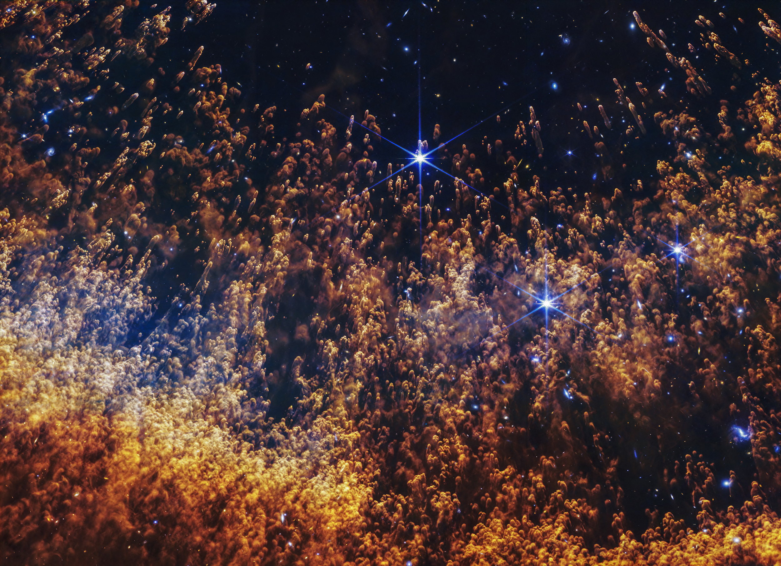 Le télescope spatial James Webb zoome sur les nœuds cométaires d’Hélix